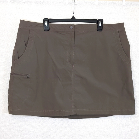 L.L. Bean Women's Trail Skort Adjustable Waist Band Taupe Lightweight Size 20 - Picture 2 of 15